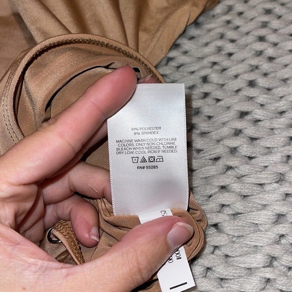 express // body contour silky high neck thong bodysuit nwt - Picture 8 of 9